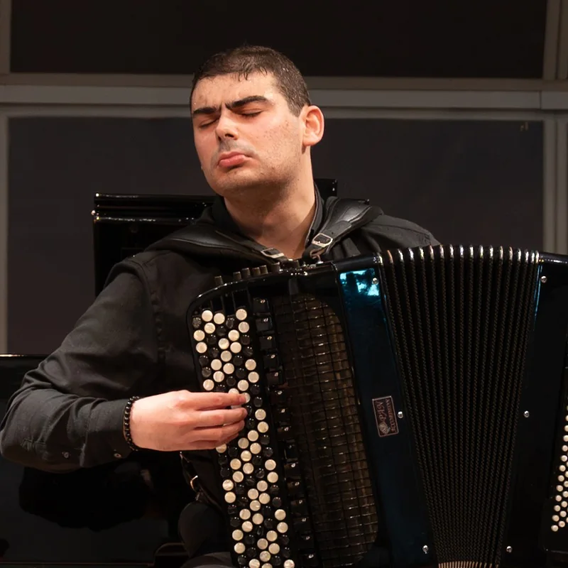 Δημήτρης Δημάκης