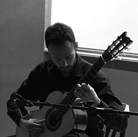 Τάσος Ζενεμπίσης